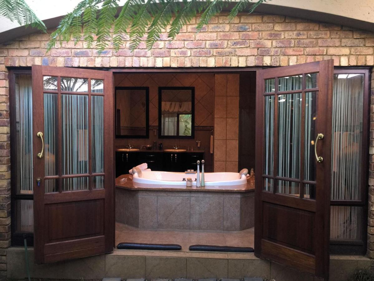 Witwater Guest House & Spa Kempton Park Kültér fotó