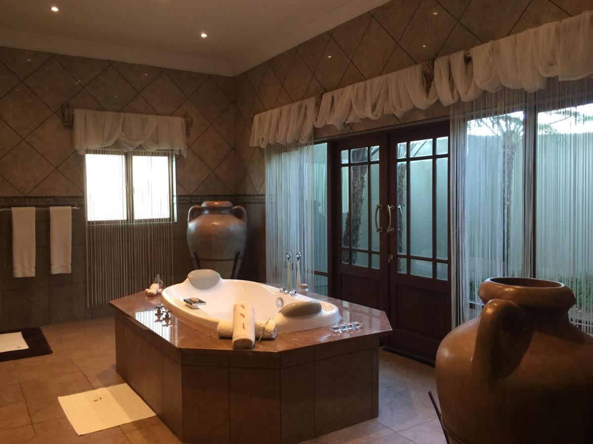 Witwater Guest House & Spa Kempton Park Kültér fotó